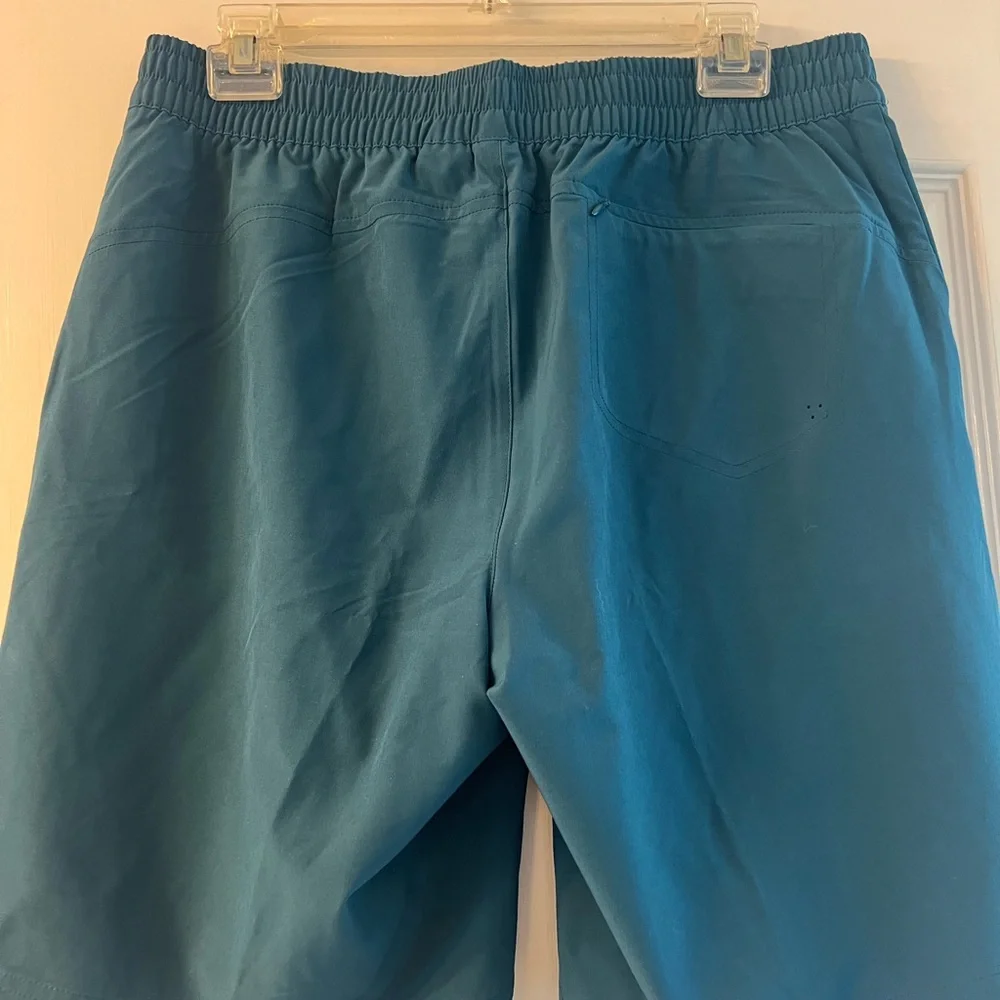 NWT LL Bean dark turquoise sun-blocking shorts/swimwear size 10 - Picture 4 of 8